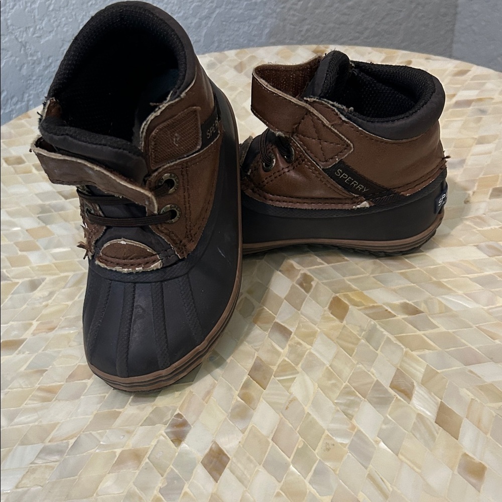 Sperry Kids Two-Tone toddler Boots